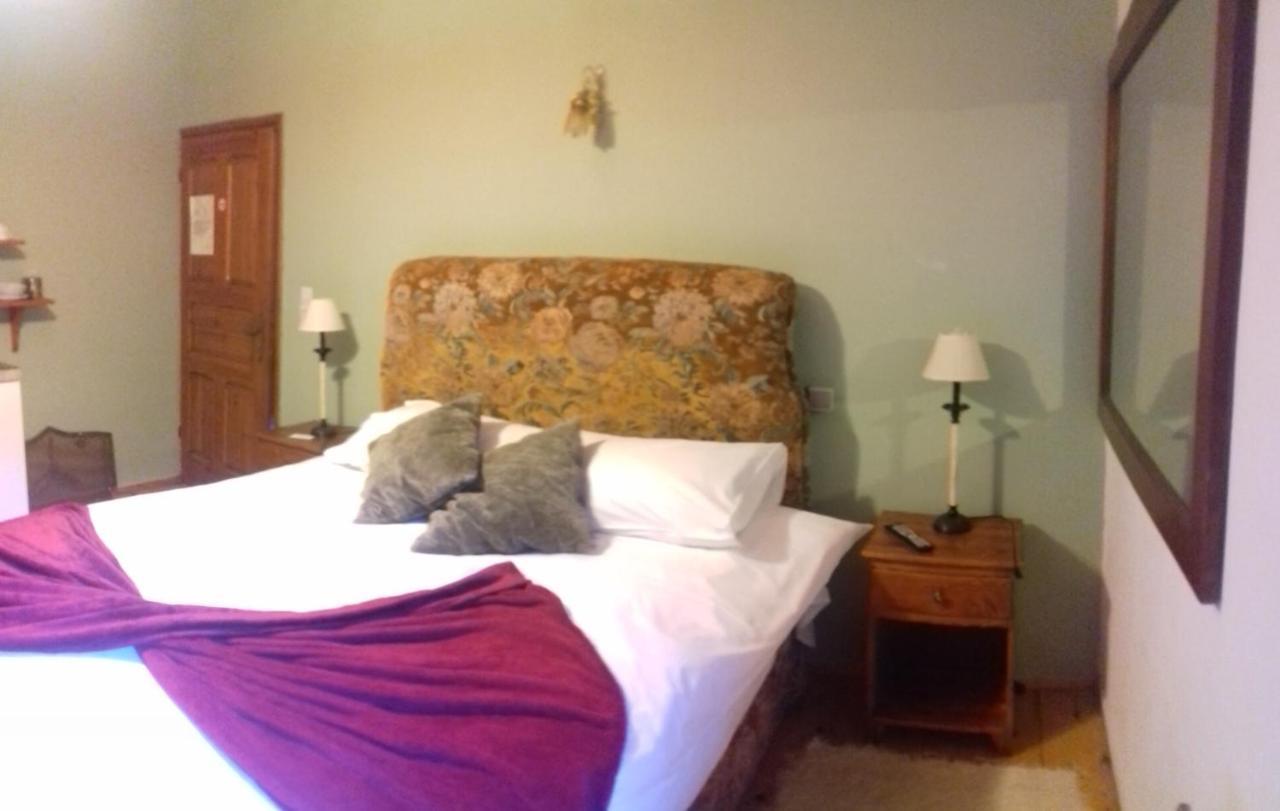 Traditional Rooms Karaouli パピンゴ エクステリア 写真